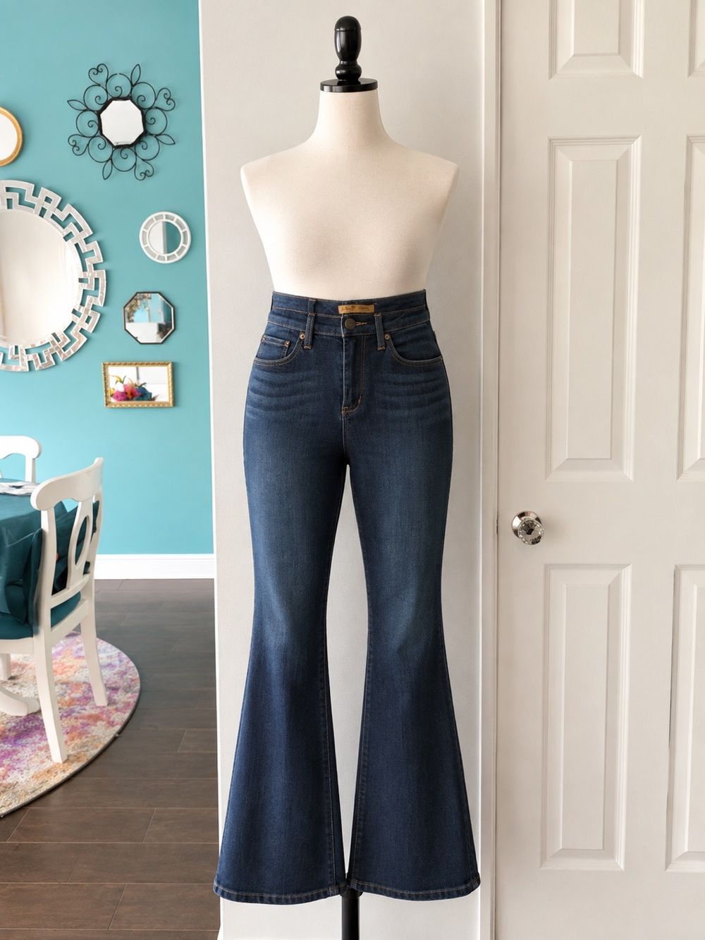 Womens Seven 7 Premium Denim Blue Label flare leg jeans size 4